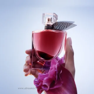 اسانس عطر لانکوم لاویه است بله له اکلت