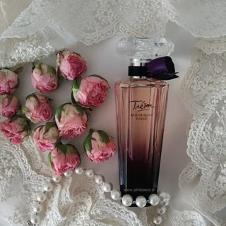اسانس عطر لانکوم ترزور میدنایت رز