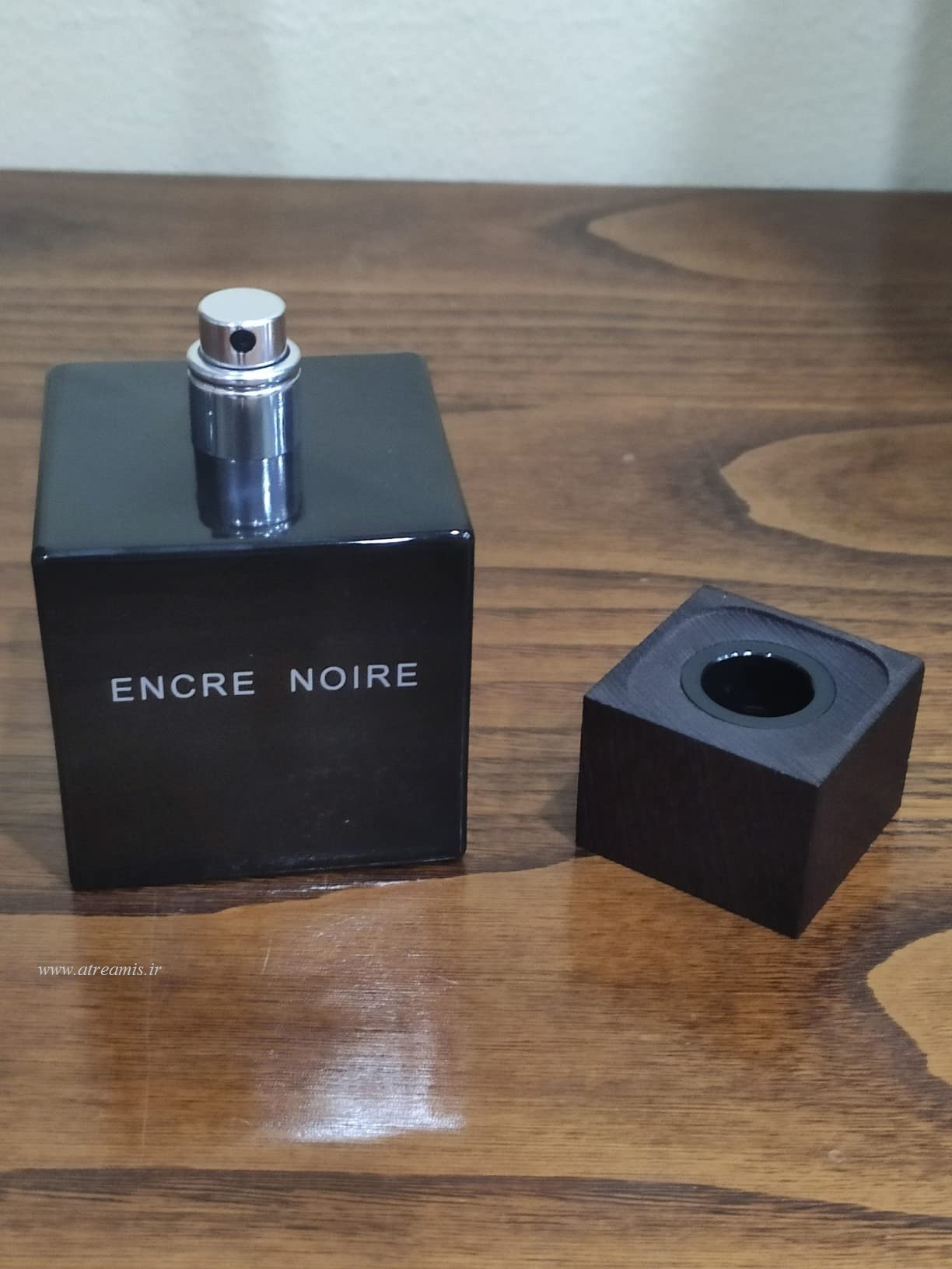 عطر لالیک انکر نویر(لالیک بلک)